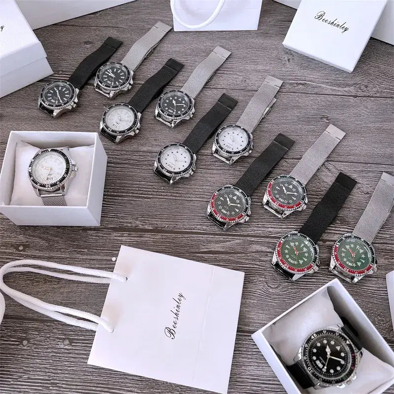 Man green star Dial wristwatch with steellees steel band