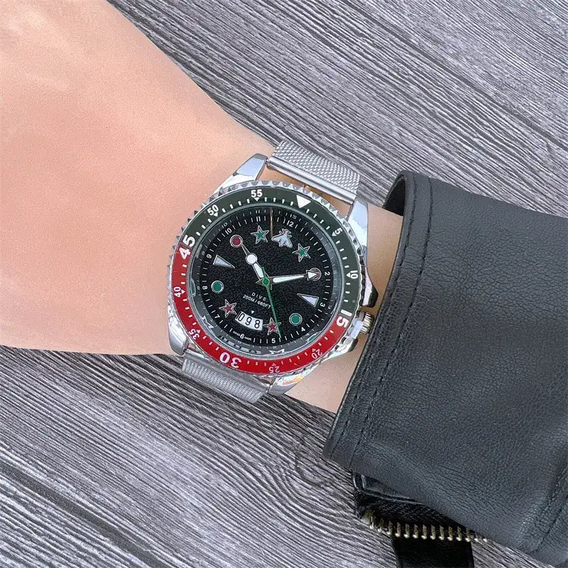Man green star Dial wristwatch with steellees steel band