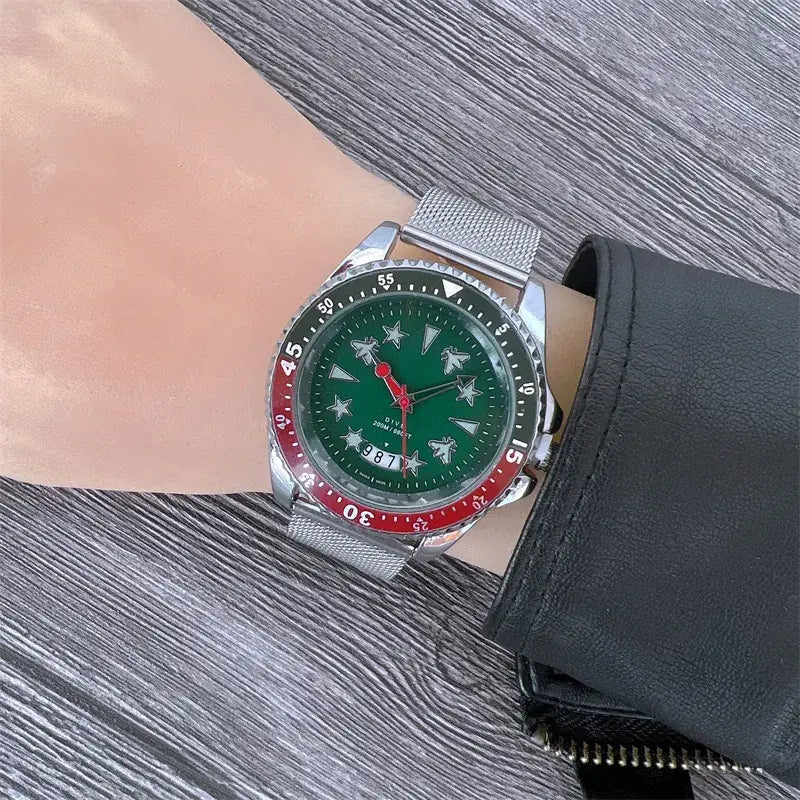 Man green star Dial wristwatch with steellees steel band