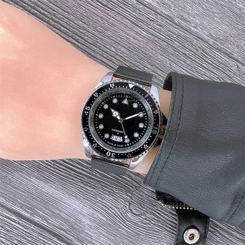 Man green star Dial wristwatch with steellees steel band